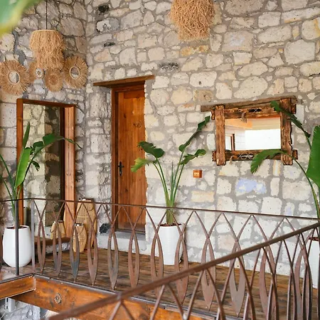 Ξενοδοχείο Mahzen (adults Only) Αλακάτι