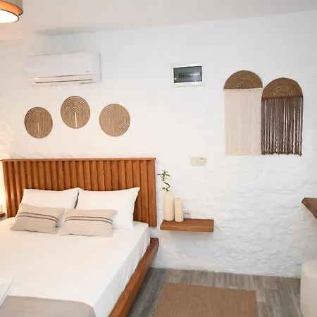 Mahzen (adults Only) Αλακάτι