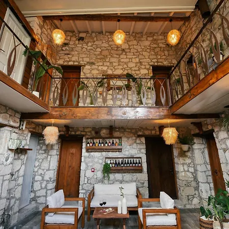 Mahzen (adults Only) 2* Alacati