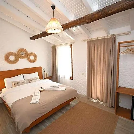 Hotel Mahzen Alaçatı
