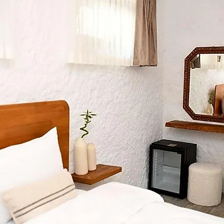 Hotel Mahzen 2*