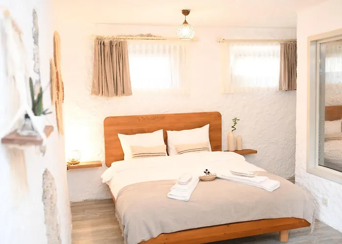 Mahzen (adults Only) 알라카티